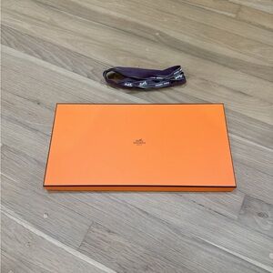 Authentic Hermes empty Box with ribbon size 14.2*7.2*1